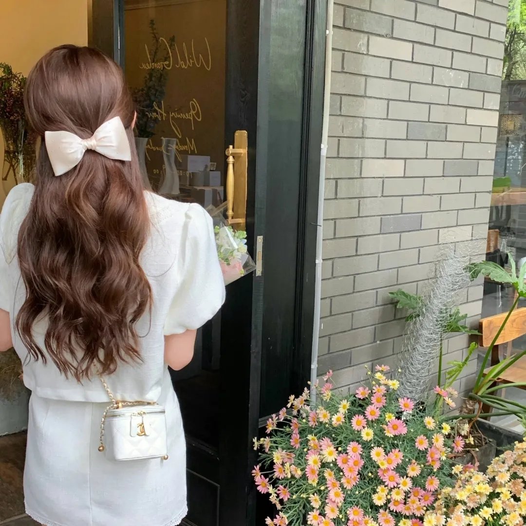 亚曼达厌世系